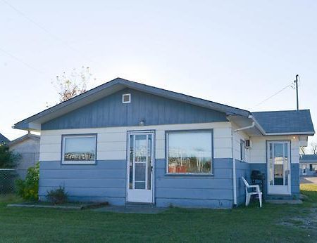 Thunderhill Motel And Suites Swan River Eksteriør billede