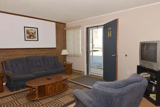 Thunderhill Motel And Suites Swan River Eksteriør billede